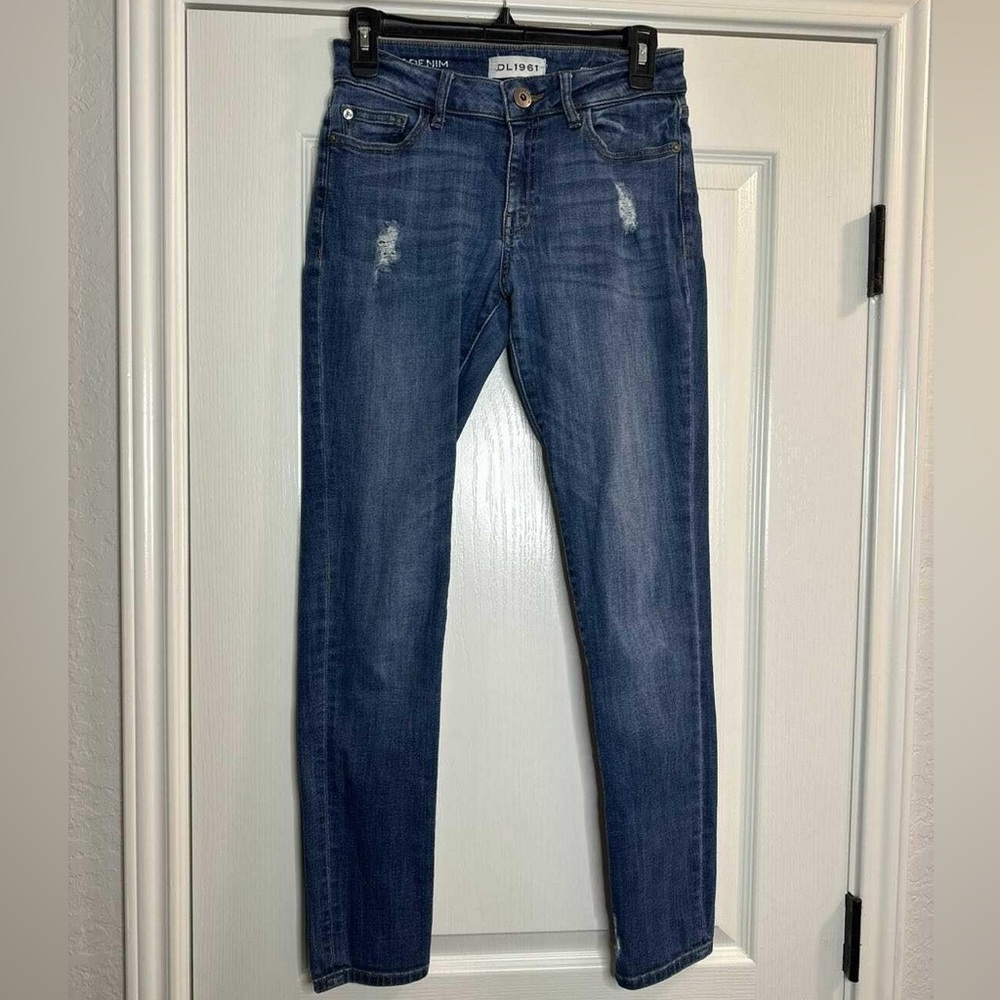DL1961 Florence Instasculpt Distressed Denim Jeans